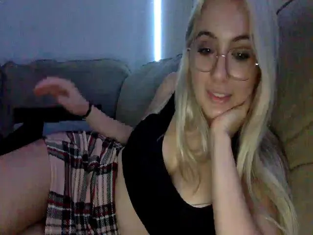 Live sex webcam photo for Sammy_gray #263549357