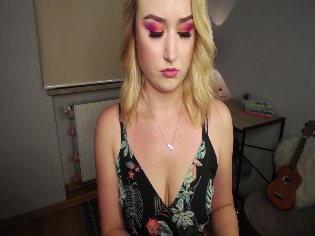 Live sex webcam photo for RUSHnatty #255179084