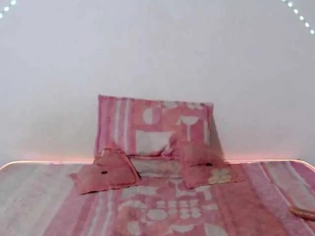 Live sex webcam photo for Body69LyD #241070980