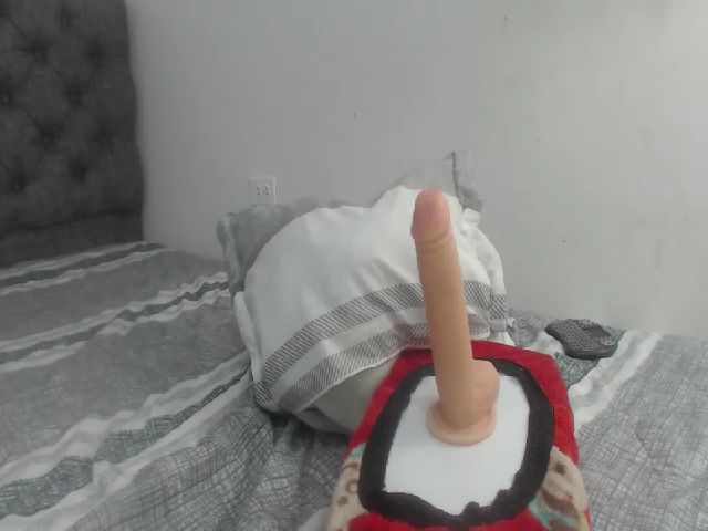 Live sex webcam photo for Andrea_greey #253990253