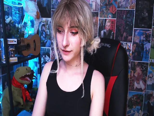 Live sex webcam photo for Manarose27 #260321486