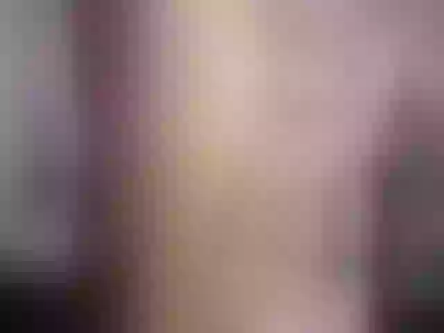 Live sex webcam photo for SexyAshley2x #264155770