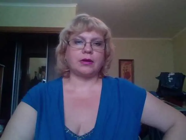 Live sex webcam photo for LOLA88888 #248216316