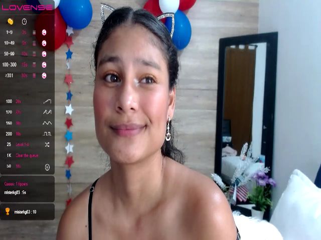 Live sex webcam photo for Lulu_girl #254425965