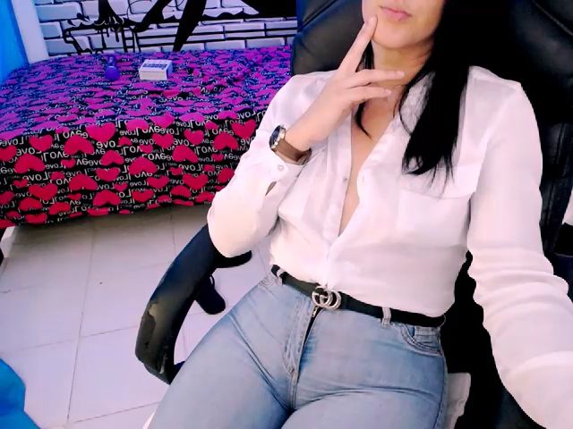 Live sex webcam photo for Sashabreck #287859636