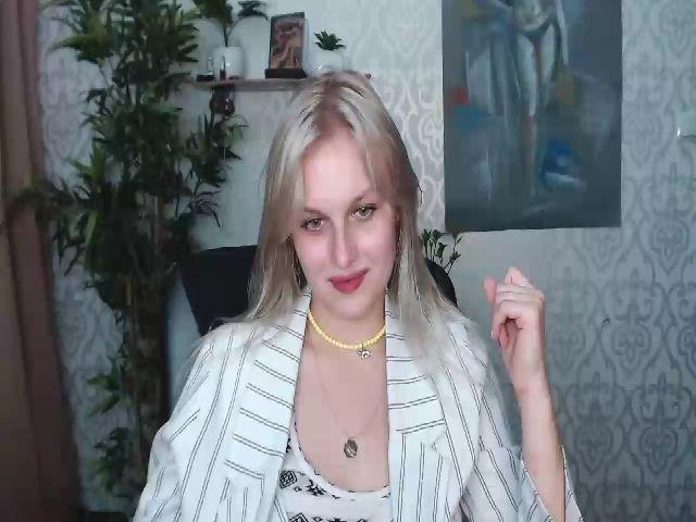 Live sex webcam photo for Dorina_xX #265045991