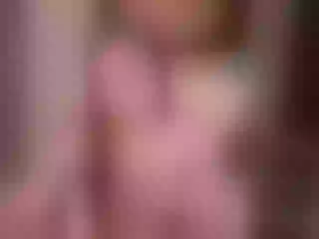 Live sex webcam photo for EllaClark #287991587