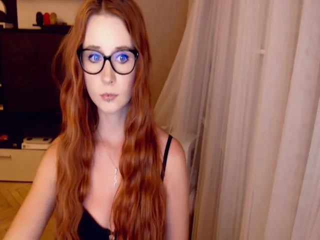 Live sex webcam photo for Klementina666 #255190833