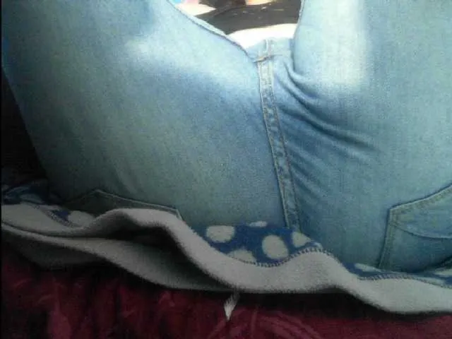 Live sex webcam photo for YourDesire36 #262862416