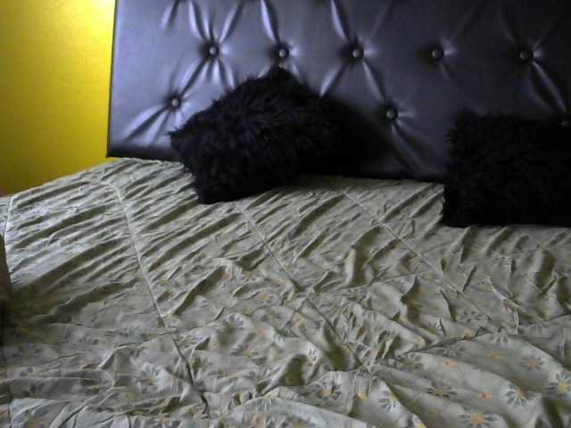 Live sex webcam photo for AevahPink #245474549