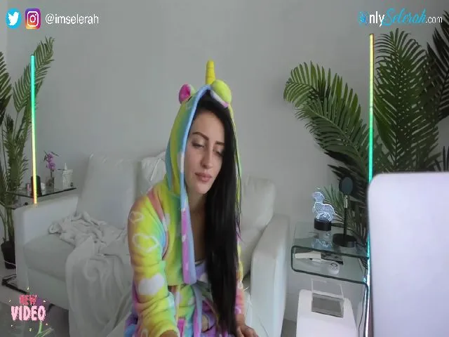 Live sex webcam photo for Selerah #260799808