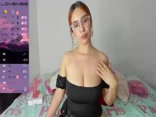 Live sex webcam photo for Rubi_26_ #251756405
