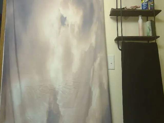 Live sex webcam photo for LilithLucid #256103472