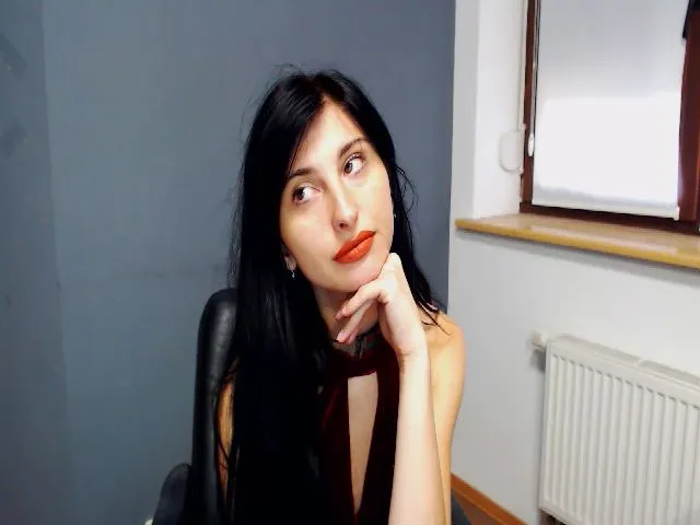 Live sex webcam photo for SnowSpacee #265483320