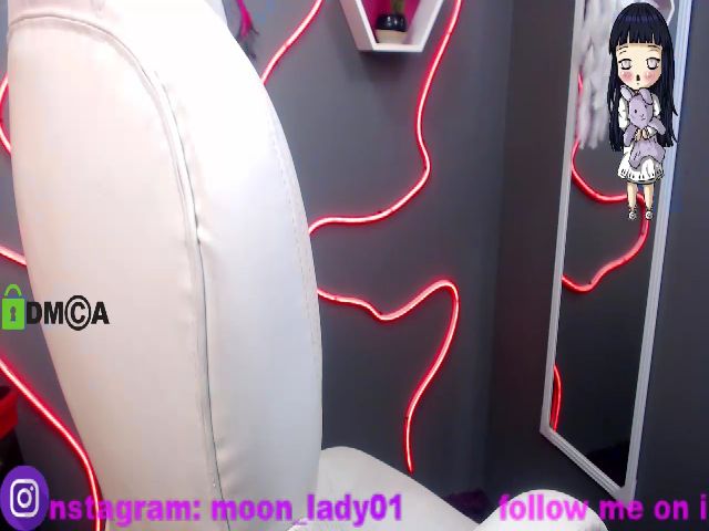 Live sex webcam photo for Moonlady6 #254999687