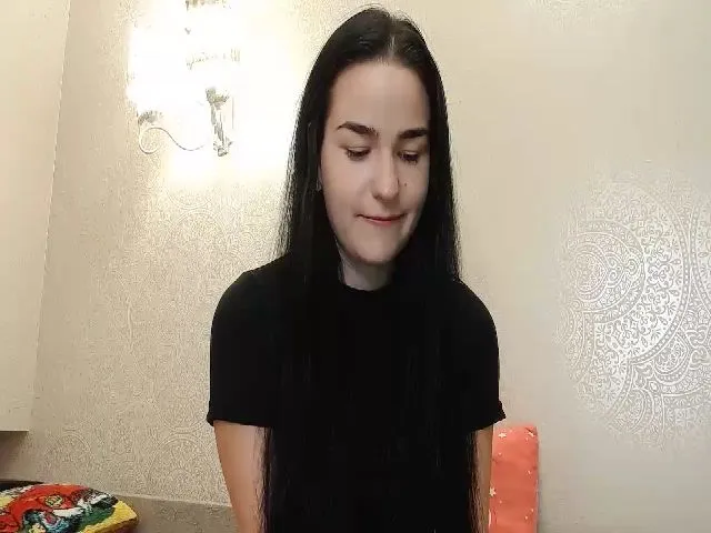 Live sex webcam photo for MarcyBB #258901772