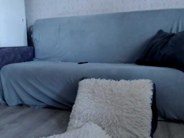 Live sex webcam photo for Sashanew77 #261187787