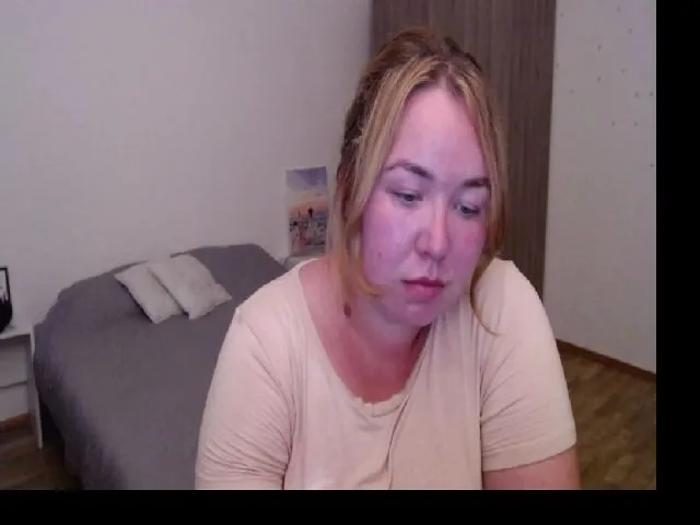 Live sex webcam photo for JollyMiss #264429708