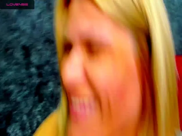 Live sex webcam photo for ProdigyGirl #257235489