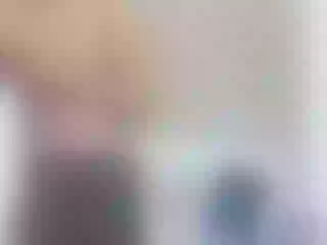 Live sex webcam photo for JulieDalton #261998880