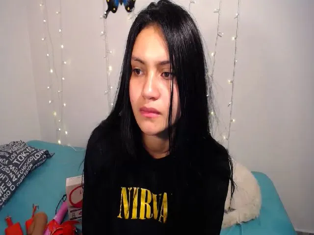 Live sex webcam photo for ANNPARDO #264105124