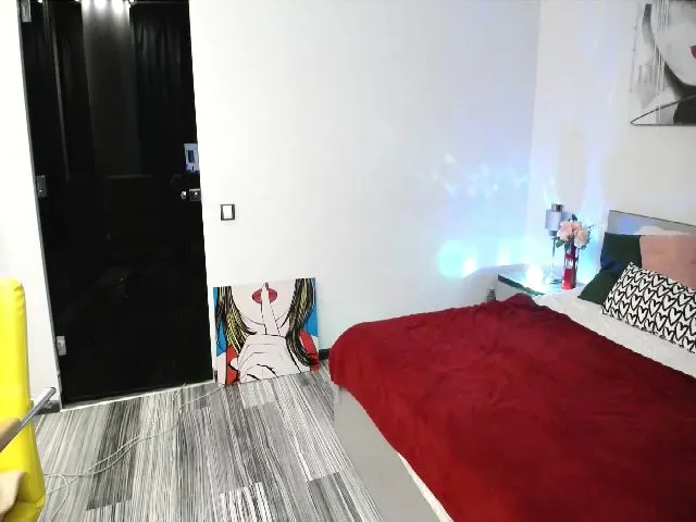 Live sex webcam photo for MarrieFleur #265064464