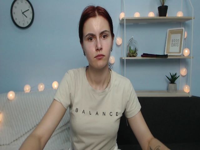 Live sex webcam photo for MollyTravis #258989546