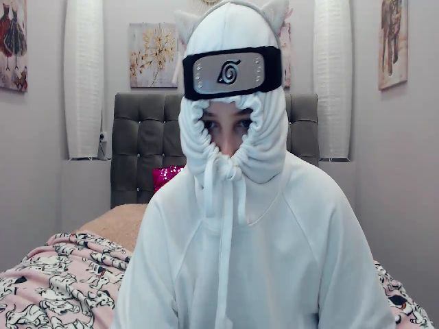 Live sex webcam photo for Helokit #256718528