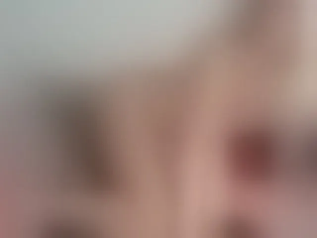 Live sex webcam photo for Classy4uuuu #252578906