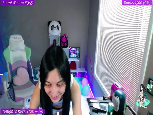 Live sex webcam photo for LexaLuv #255490730