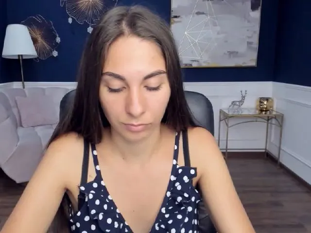 Live sex webcam photo for EmilyStarr #256217819