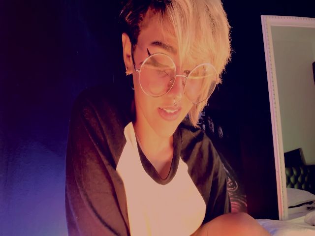 Live sex webcam photo for AbraxxysHotel #254966376