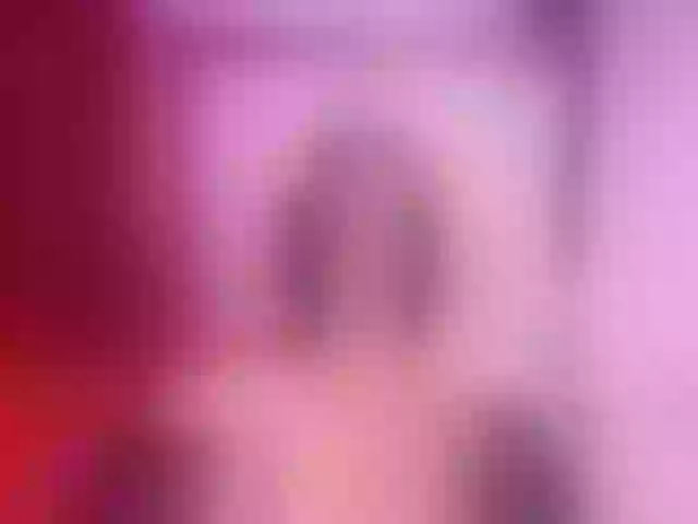Live sex webcam photo for MichelleRusel #254564512