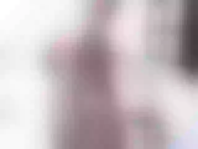 Live sex webcam photo for lilyhung50 #253069768