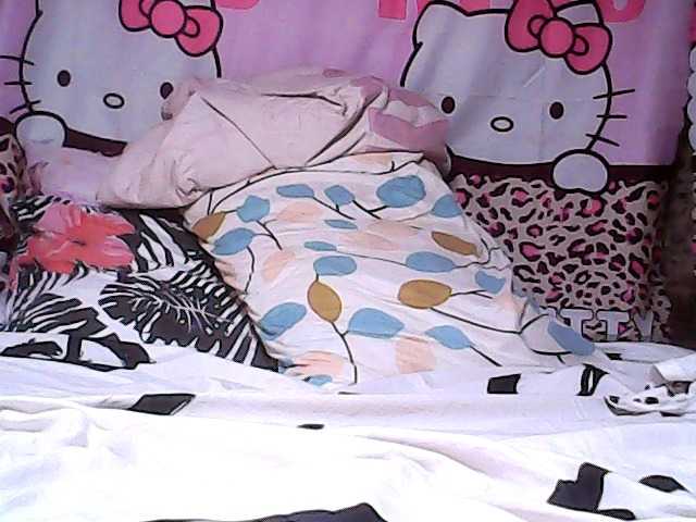 Live sex webcam photo for MoanFormebb #251703109