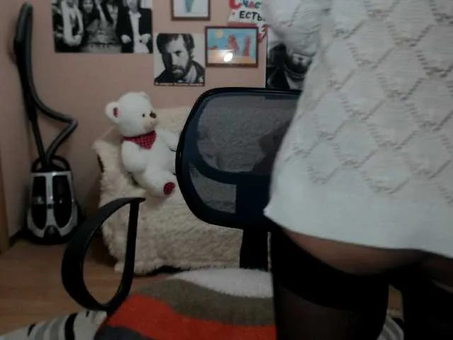 Live sex webcam photo for BeccaPassion #248857234