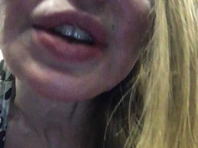 Live sex webcam photo for ShurochkaTV #241102068