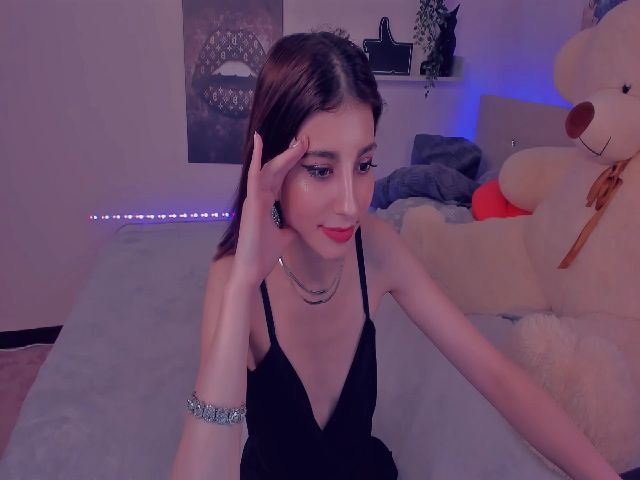 Live sex webcam photo for AnabelAris #254818321