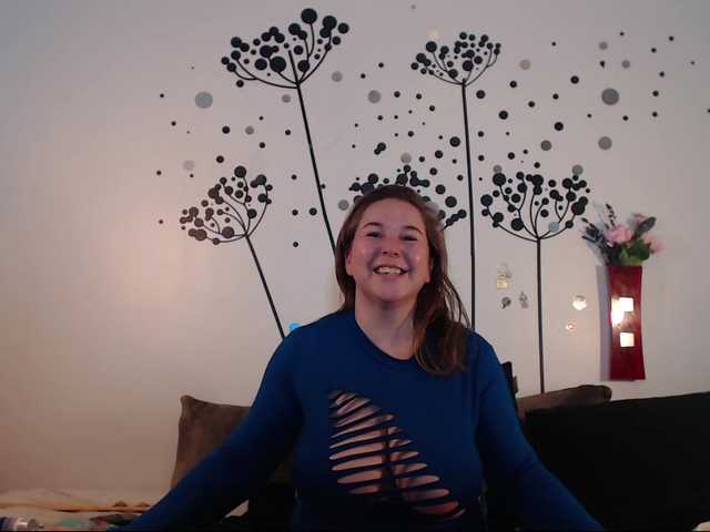 Live sex webcam photo for titanic-tits #241359754