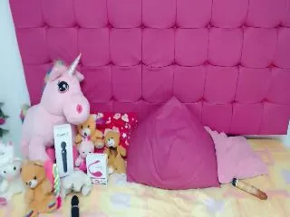 Live sex webcam photo for Pink_queenn #251820009