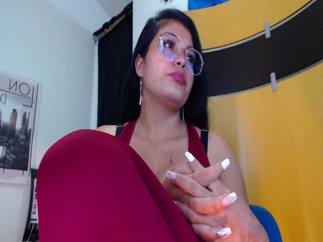 Live sex webcam photo for Merylintwig #254769224