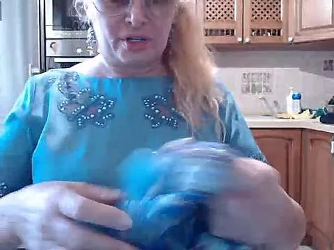 Live sex webcam photo for Mona_Lisa_ #244901279