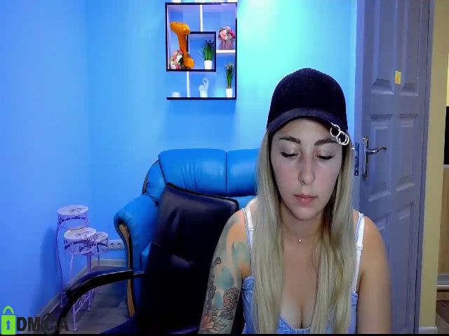 Live sex webcam photo for PrincesSnake #258102680