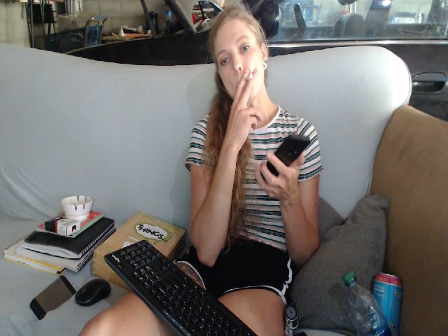 Live sex webcam photo for Scarlettfire1 #265520918