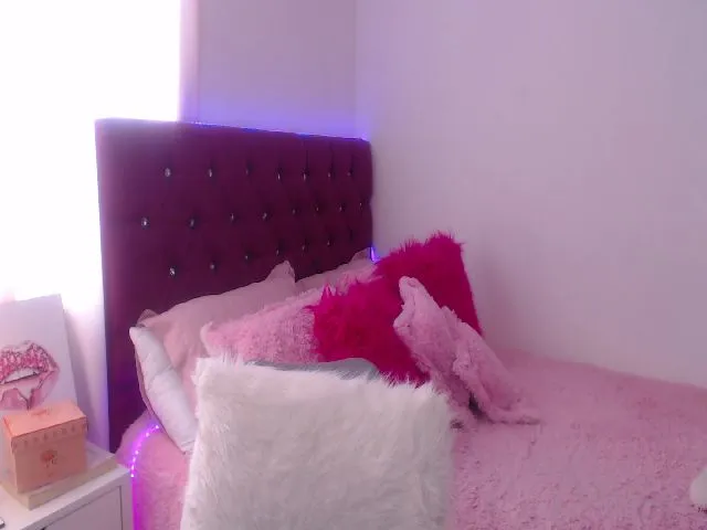 Live sex webcam photo for SamPuckett #252523930