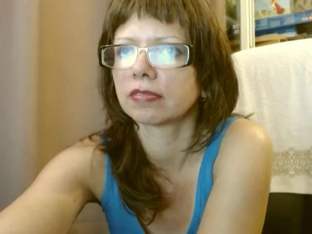 Live sex webcam photo for PrettyHairyxx #252630370