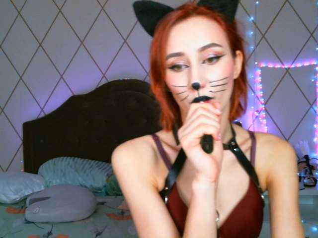 Live sex webcam photo for Urshygirl #241320420