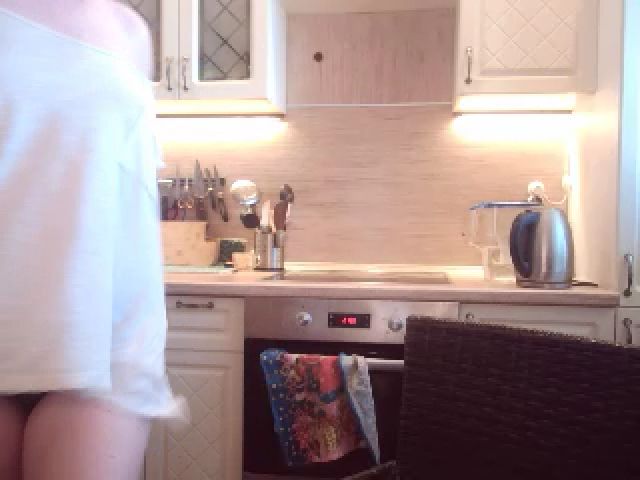 Live sex webcam photo for JaneGrey111 #252752245