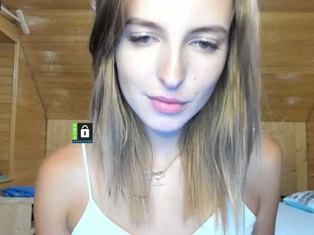 Live sex webcam photo for MissFentasy1 #264595505