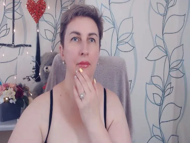 Live sex webcam photo for DepravedMadam #255845649